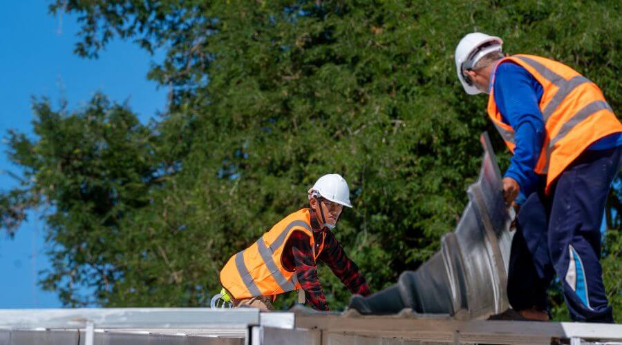 Professional residential roofers in Curtis Bay, MD